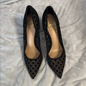 Sam Edelman Black Heels with Sleek Design